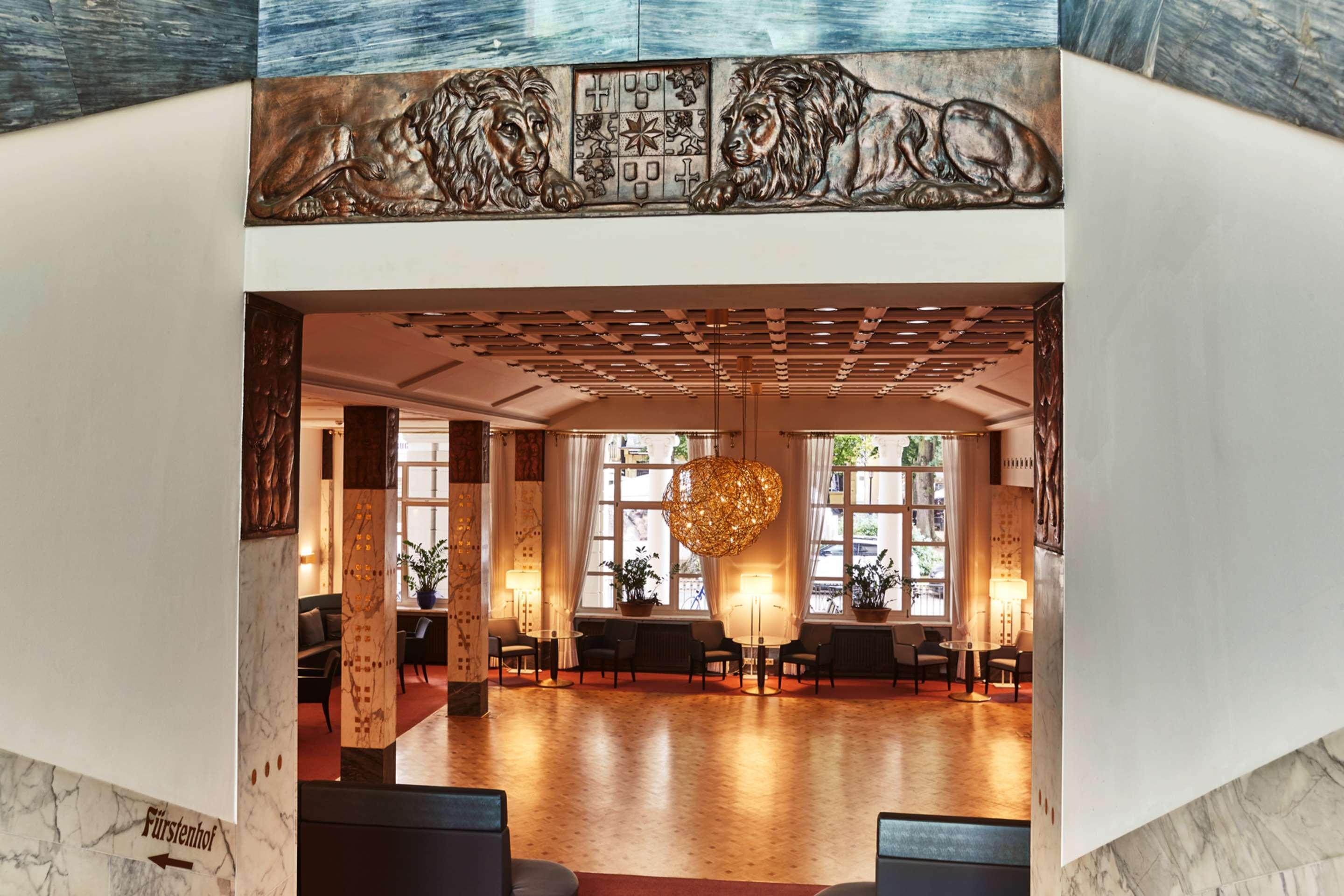 Steigenberger Hotel&Spa Bad Pyrmont Exterior foto The interior of the hotel