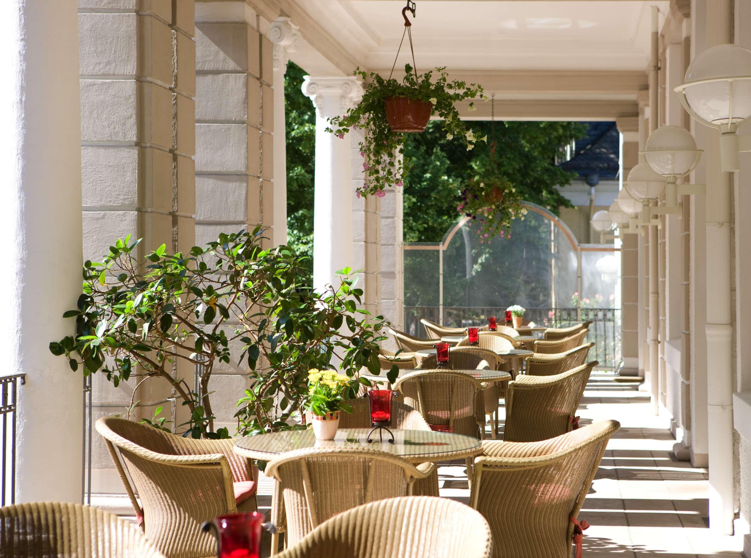 Steigenberger Hotel&Spa Bad Pyrmont Exterior foto The hotel's restaurant