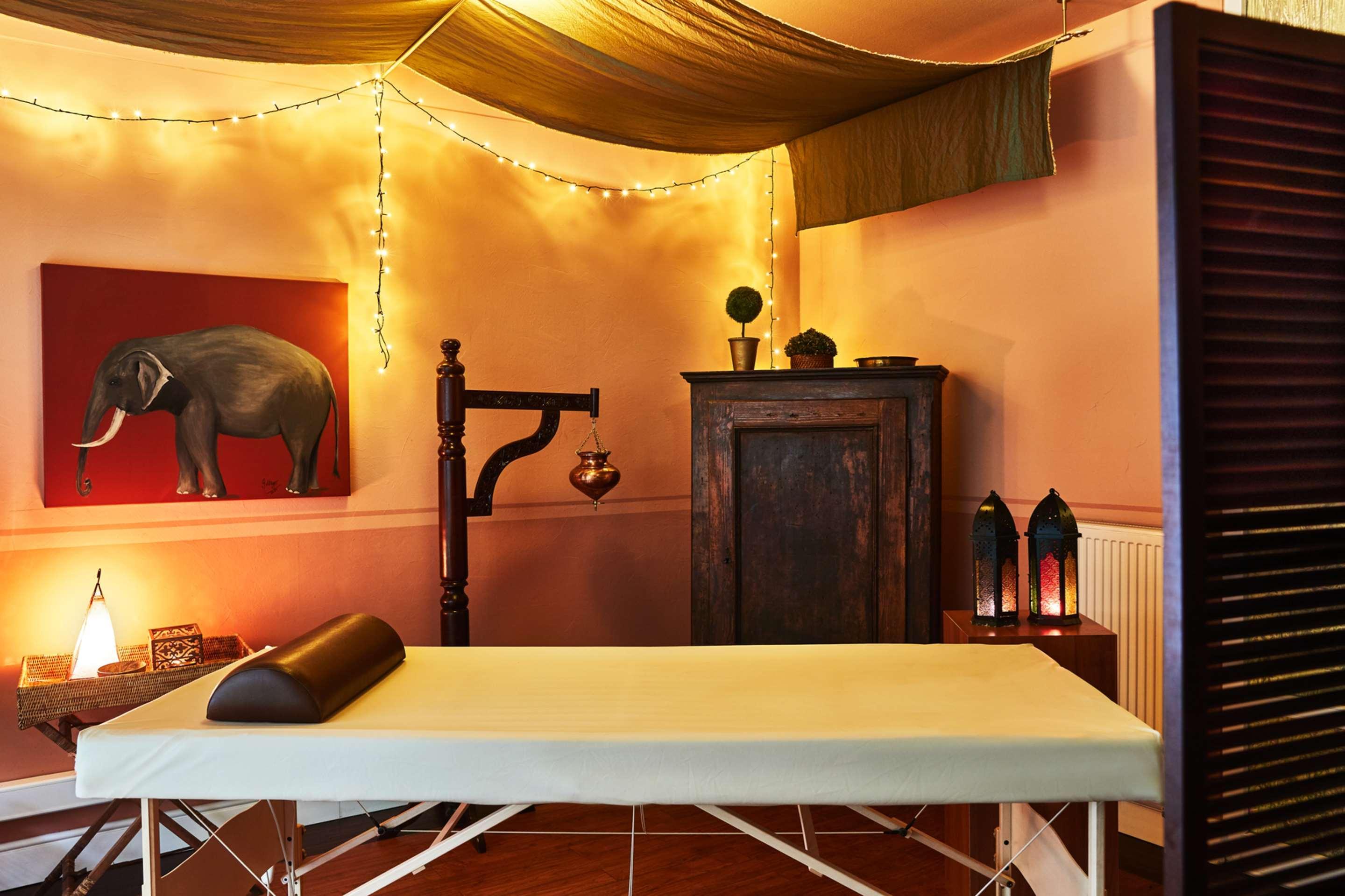 Steigenberger Hotel&Spa Bad Pyrmont Exterior foto Massage table